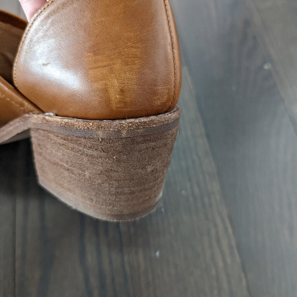 The Brady Lowcut Bootie - Picture 5 of 9